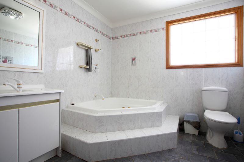 Cost of Bathtub Installation in Los Lunas, NM
